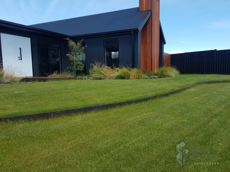 New_Living_Landscapes_Design_Service-Lawns